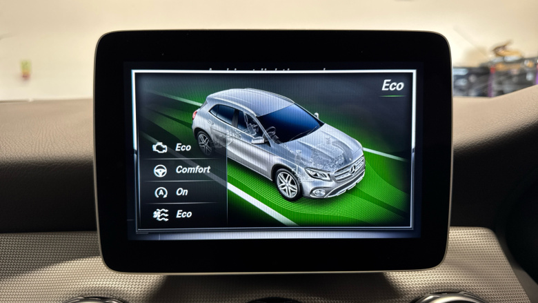 Mercedes-Benz GLA 200d Sport Premium 5dr Auto Diesel Hatchback